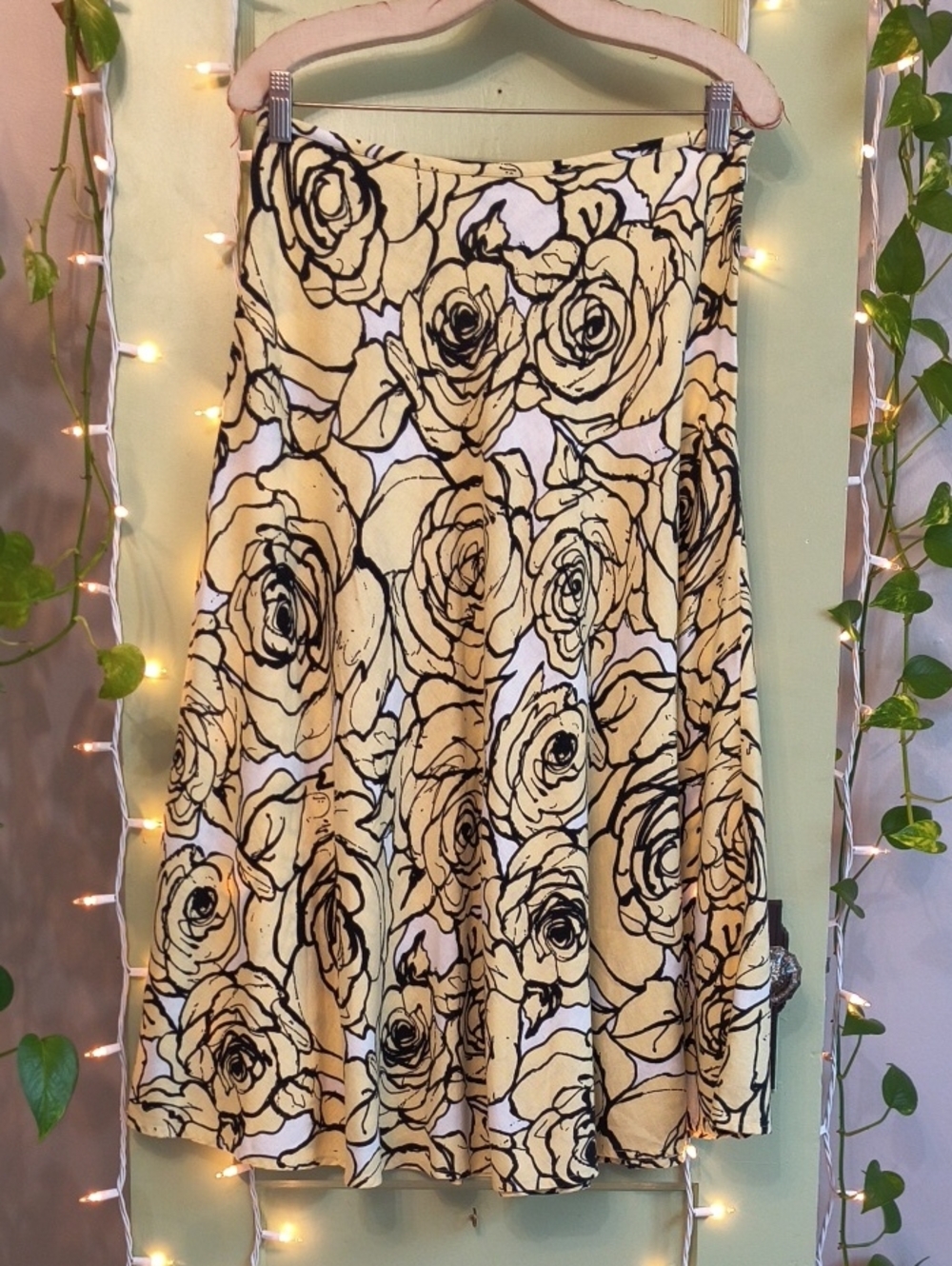 Women's Cato Light Yellow Black Linen Rose Floral Full Skirt 8